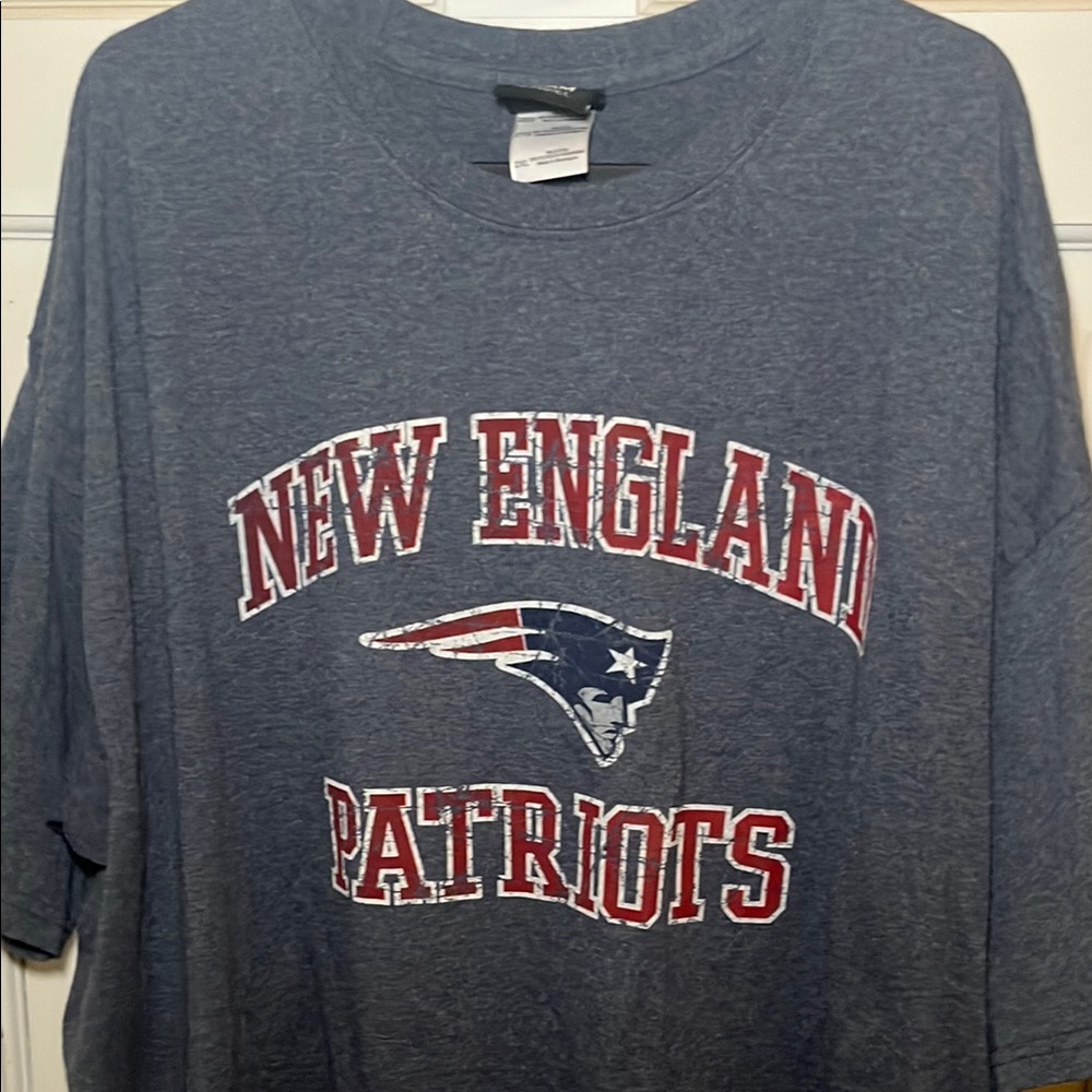 New England Patriots Graphic T-Shirt